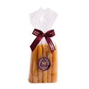 20 Christmas tree candles 13x120mm made from 100% beeswax. Beeswax is a pure natural product, produced by honey bees. 