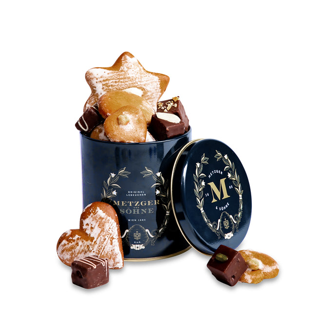 This Metzger & Söhne signaturetin is filled with a cross-section of the most popular varieties from the original Metzger Lebkuchen  range.