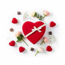 Laden Sie das Bild in den Galerie-Viewer, Lebkuchen-Geschenkbox zum Valentinstag Mood.jpg__PID:0f5e8bcc-a8e1-4271-af1d-743760a0f389