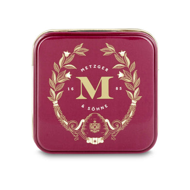 Entzückende Rot Lebkuchen Pralinen Dose im Metzger Design gefüllt 4 verschiedenen Lebkuchenpralinen.